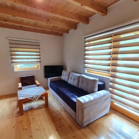 Pan Koran Vikendica Pale, Jahorina * Pale